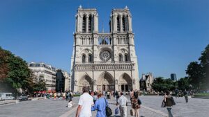 Pourquoi l'assureur est son propre assureur pour les monuments historiques ? - Aide BTS Assurance