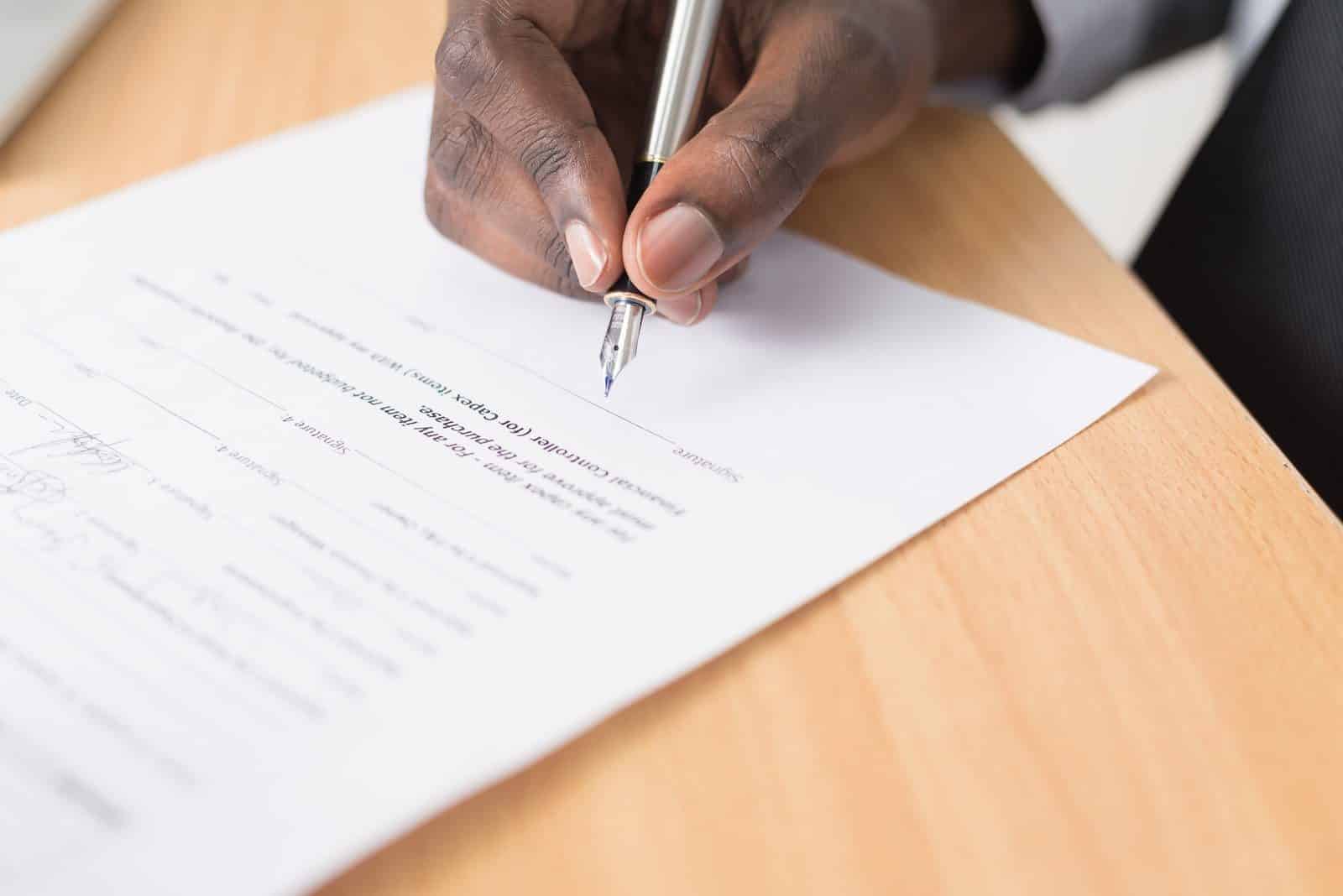 Résilier un contrat d'assurance à partir d'un an de contrat - Aide BTS Assurance