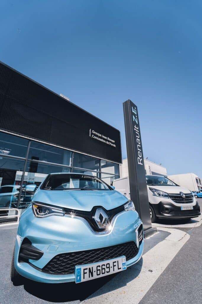 cette activité implique certains risques qui nécessitent une couverture adéquate. Dans cet article, nous allons explorer l'univers de l'assurance pour les négociants en automobiles