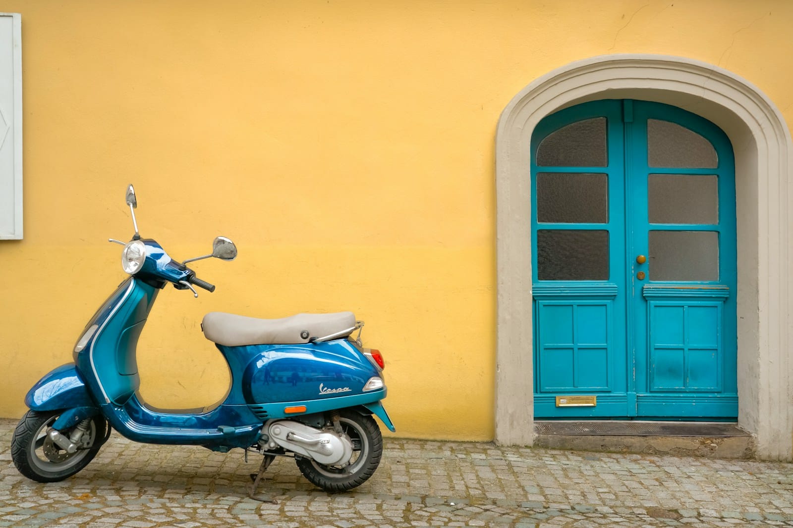 Louer un scooter pour 1 euro par jour peut être une excellente affaire pour ceux qui cherchent une solution de transport économique