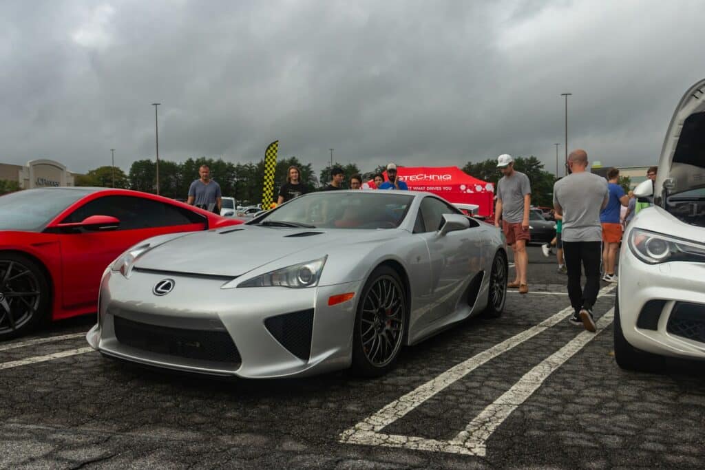 assurance auto lexus lfa
