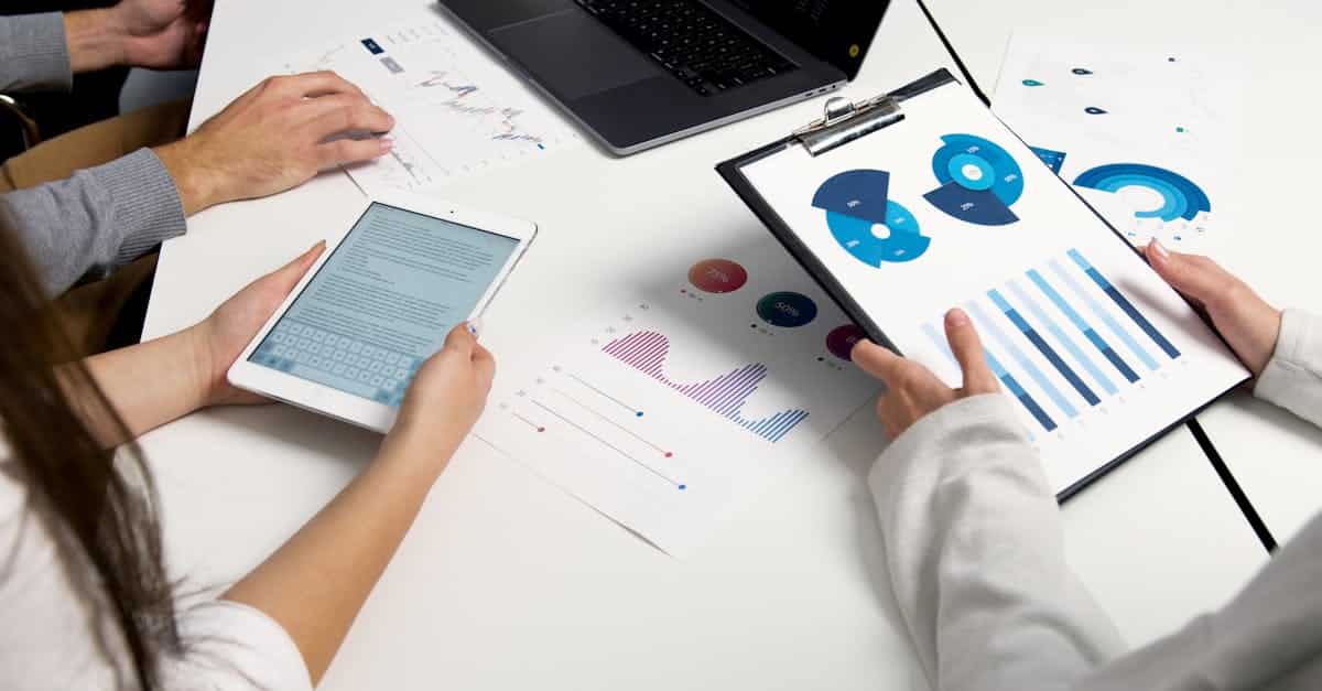 découvrez comment réaliser une analyse swot efficace pour évaluer les forces, faiblesses, opportunités et menaces de votre entreprise. apprenez à optimiser votre stratégie avec des outils d'analyse performants.