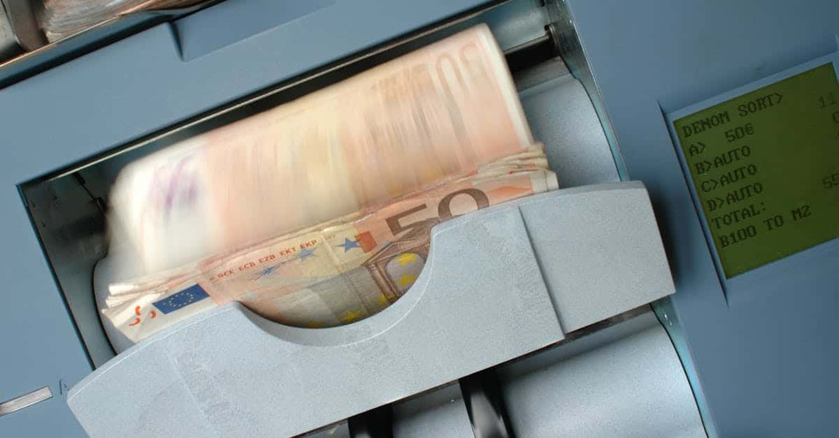 discover everything you need to know about the euro, the single currency of the eurozone. analyze its impact on the economy, its evolution over time, and current challenges.