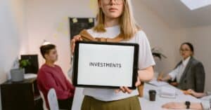 découvrez les meilleures stratégies d'investissements financiers pour maximiser votre patrimoine et sécuriser votre avenir. informez-vous sur les tendances du marché et les conseils d'experts pour optimiser vos choix d'investissement.