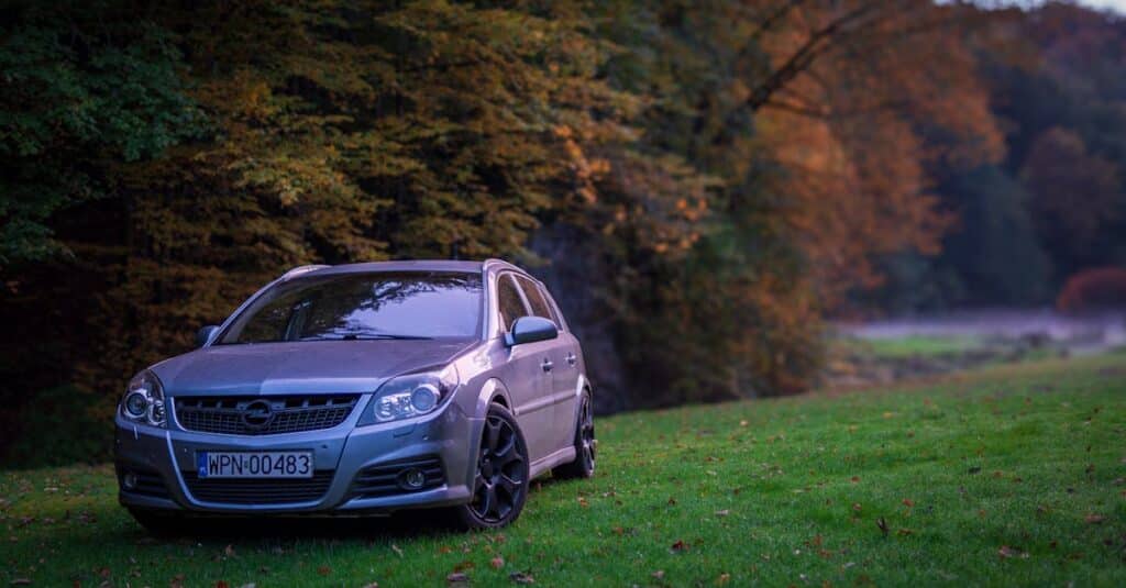 découvrez les meilleures options d'assurance pour votre opel vectra. comparez les tarifs, les garanties et trouvez la couverture idéale pour votre véhicule afin de rouler en toute sérénité.
