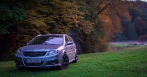 découvrez les meilleures options d'assurance pour votre opel vectra. comparez les tarifs, les garanties et trouvez la couverture idéale pour votre véhicule afin de rouler en toute sérénité.