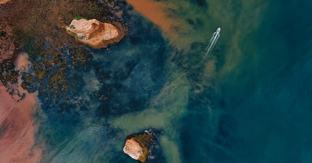 protégez votre bateau avec une assurance fiable et complète. obtenez des devis personnalisés et des conseils d'experts pour garantir la sécurité de votre investissement maritime.