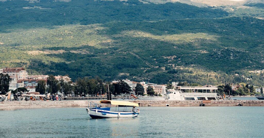 découvrez notre assurance bateau sur mesure pour protéger votre embarcation contre les risques en mer. obtenez des devis compétitifs et une couverture adaptée à vos besoins pour naviguer l'esprit tranquille.