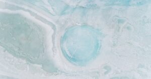 explorez les enjeux liés aux risques climatiques, leurs impacts sur notre environnement et nos sociétés, ainsi que les stratégies d'adaptation et de mitigation pour un avenir durable.