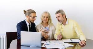 découvrez nos solutions d'assurance sur mesure qui protègent vos biens, votre santé et votre avenir. obtenez des devis personnalisés et profitez de la tranquillité d'esprit avec des couvertures adaptées à vos besoins.