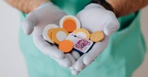 découvrez tout ce qu'il faut savoir sur l'assurance : types de couvertures, conseils pour bien choisir, astuces pour économiser et protéger vos biens et votre famille efficacement.